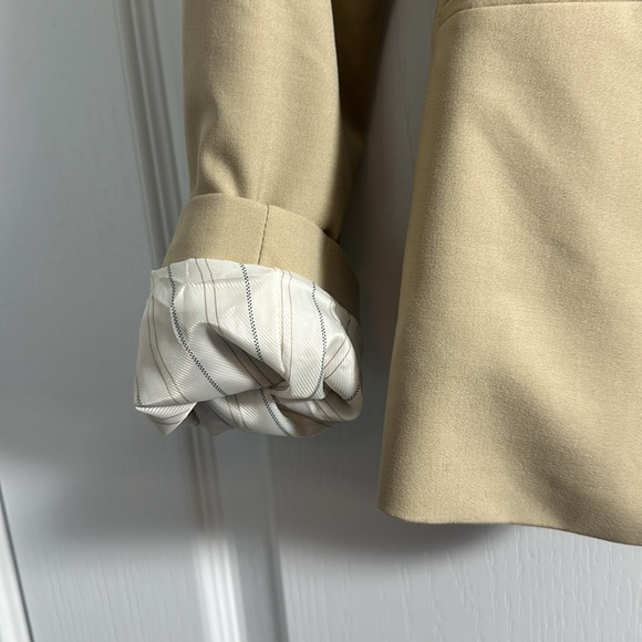 The Limited Sz 2 Tall Suit Jacket tan - EUC with cute striped lining - Picture 2 of 6